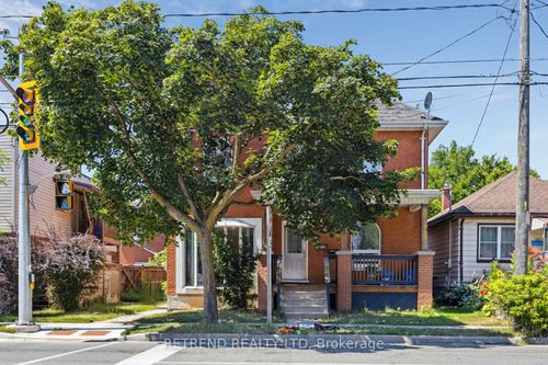 219 Erie Ave, Brantford, ON, N3S2H1 | Card Image
