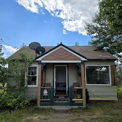 185 Blackfoot Ave, East Glacier Park, MT, 59434 | Card Image