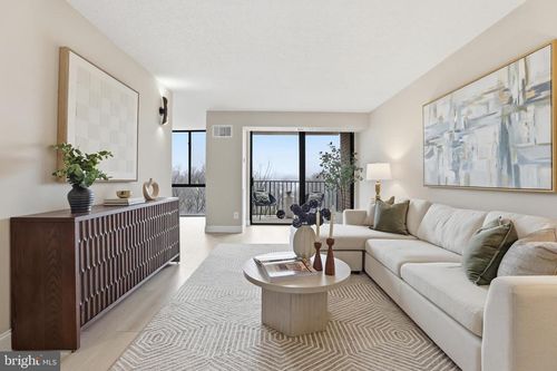 603-2311 Pimmit Dr, FALLS CHURCH, VA, 22043-2834 | Card Image