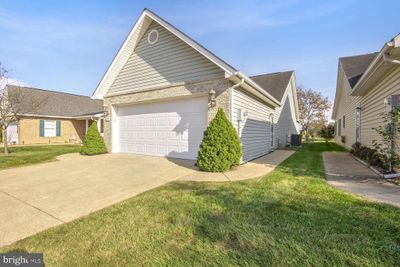 125 Spanish Oak Road, House other with 2 bedrooms, 2 bathrooms and null parking in STEPHENS CITY VA | Image 2