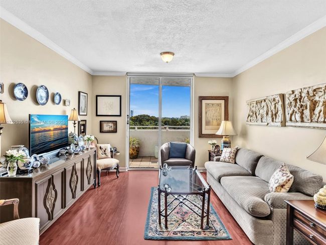 APT-506 - 2600 Sw 27 Th Ave, Condo with 2 bedrooms, 2 bathrooms and null parking in Miami FL | Image 12