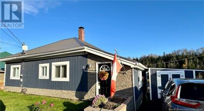 52 Bungalow Row St, House other with 2 bedrooms, 1 bathrooms and null parking in Plaster Rock NB | Image 2