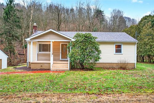 1550 Days Run Rd, Tarentum, PA, 15084-3236 | Card Image