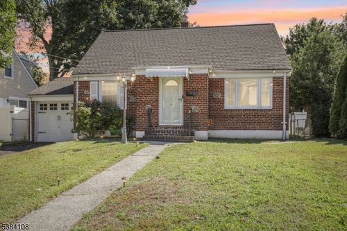 144 Bremond St, Belleville, NJ, 07109-2806 | Card Image