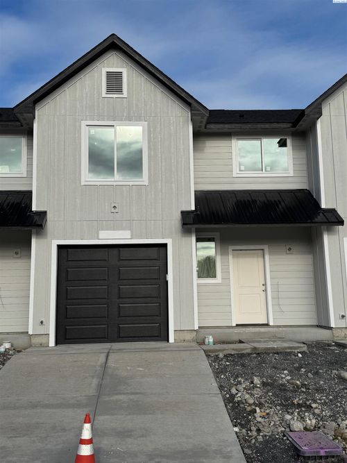 3485 W 6th Ave, Kennewick, WA, 99336 | Card Image