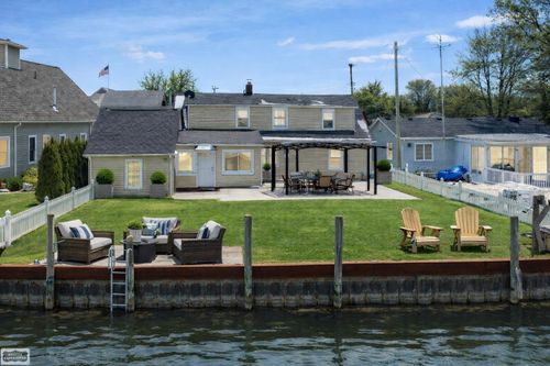 114 Interlochen Dr, Algonac, MI, 48001-1367 | Card Image