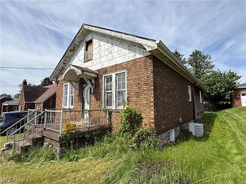 341 N 10th St, Weirton, WV, 26062-2462 | Card Image