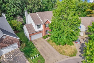 6507 Sussex Drive, House other with 4 bedrooms, 2 bathrooms and null parking in Zionsville IN | Image 2