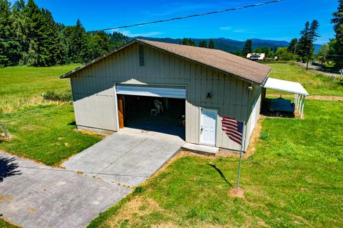 353 Holmes Flat Rd, Redcrest, CA, 95569-9616 | Card Image