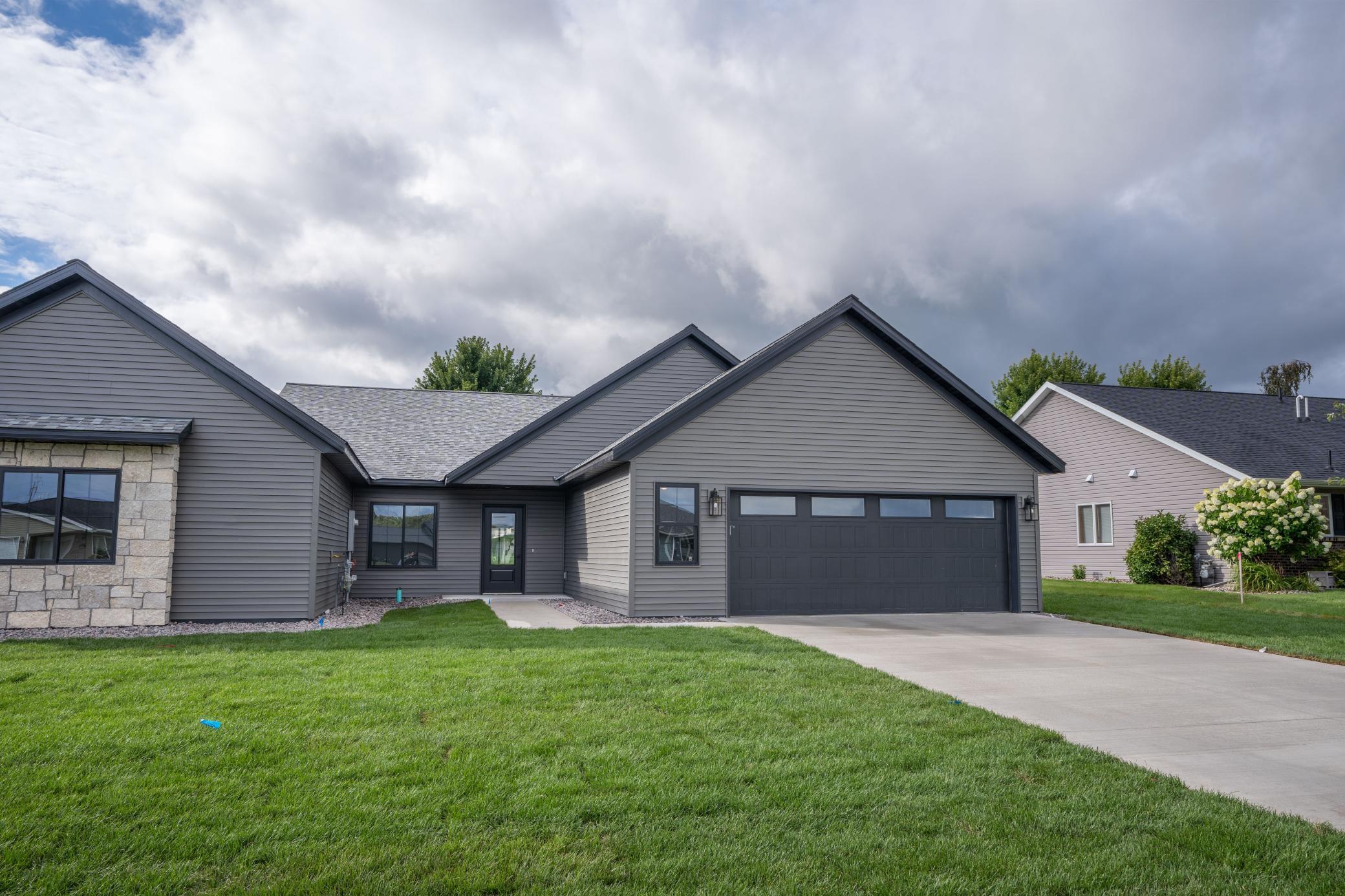 Westland Ln, New London, MN 56273