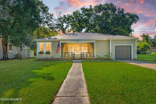 107 Acadian Dr, Lafayette, LA, 70503-3211 | Card Image