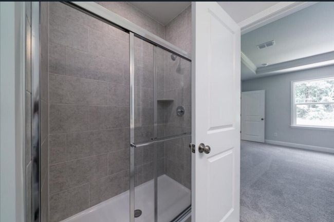 Morgan Primary Shower | Image 14