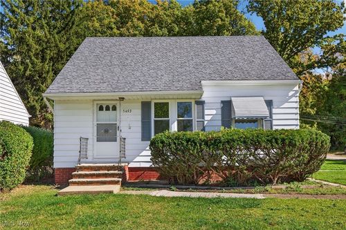 5493 Thomas St, Maple Heights, OH, 44137-3573 | Card Image