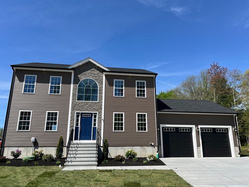 47 Seth Daniels Dr, New Bedford, MA, 02745-4526 | Card Image