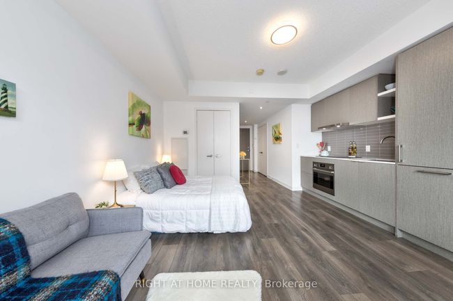 1408 - 100 Harbour St, Condo with 0 bedrooms, 1 bathrooms and null parking in Toronto ON | Image 10