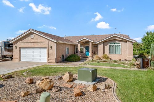 2201 San Carlos Ct, St. George, UT, 84790-8333 | Card Image