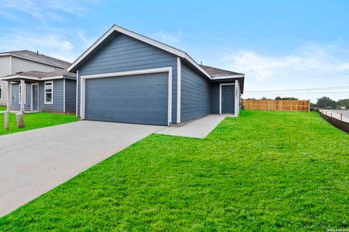 13051 Lake Fryer, Saint Hedwig, TX, 78152-0664 | Card Image