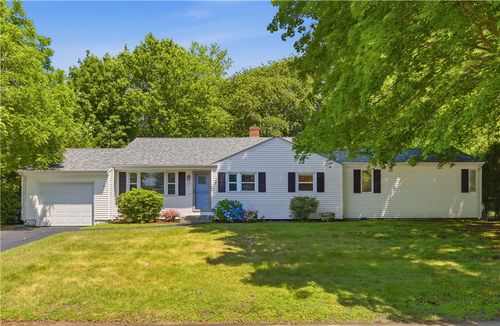 117 Canonchet Dr, Portsmouth, RI, 02871-4203 | Card Image