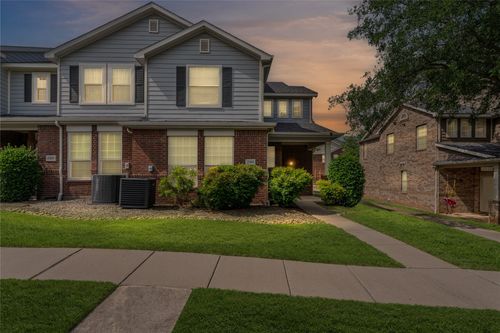 2301 Stoneleigh Pl, Mckinney, TX, 75071-2218 | Card Image