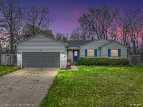 517 Cove View Drive, Waterford Twp, MI, 48327 | Card Image