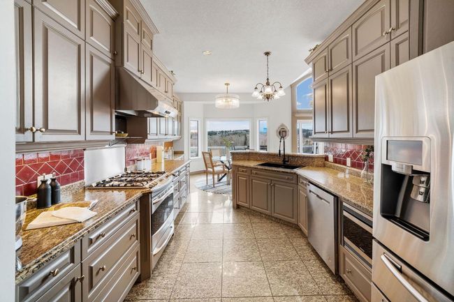 98 W Terrace Cres, House other with 4 bedrooms, 4 bathrooms and 5 parking in Cochrane AB | Image 23