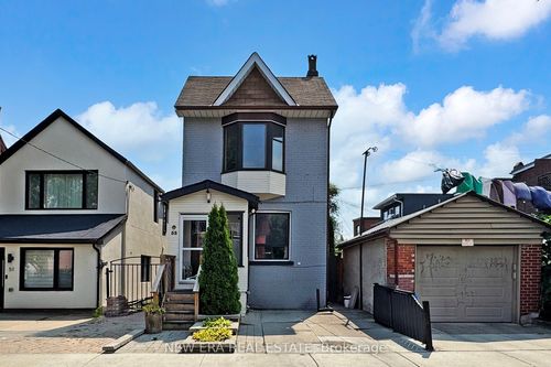 53 Burnfield Ave, Toronto, ON, M6G1Y4 | Card Image