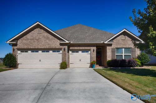 243 Iron Cir, Meridianville, AL, 35759-4500 | Card Image