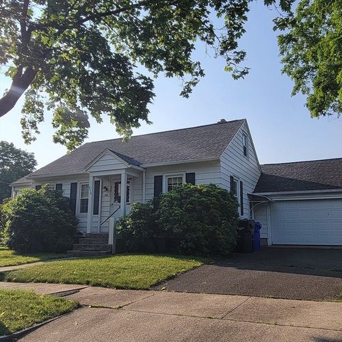 270 Cambria St, Springfield, MA, 01118-1209 | Card Image