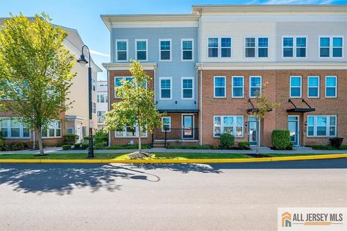 25 Green St, North Brunswick, NJ, 08902-5029 | Card Image