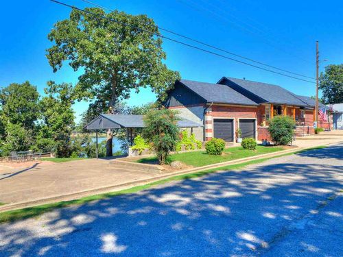 119 N Salt Creek Dr, Mannford, OK, 74044-3012 | Card Image