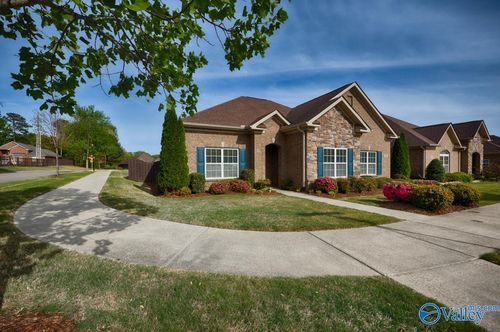 1124 Corner Brk Nw, Huntsville, AL, 35806-5302 | Card Image