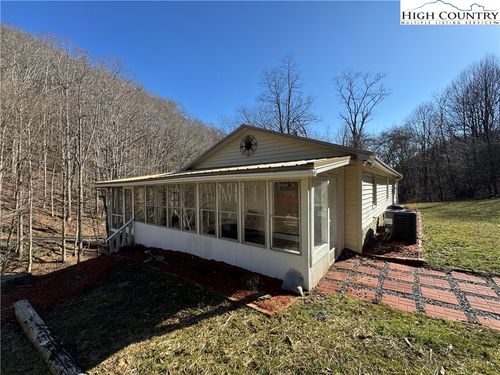 321 Skin Camp Creek Road, Todd, NC, 28684 | Card Image