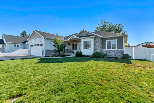 332 S 500 W, Payson, UT, 84651-2413 | Card Image