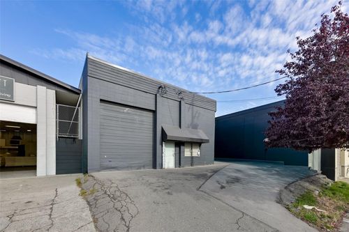 412 John St, Victoria, BC, V8T1T5 | Card Image