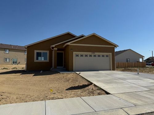 2305 Starboard Ln, Pueblo, CO, 81008-9716 | Card Image