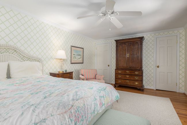 43 Cranford Ln, Condo with 4 bedrooms, 3 bathrooms and null parking in Grosse Pointe MI | Image 25