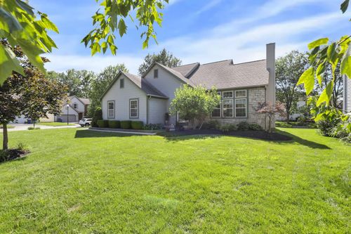 5407 Bullfinch Dr, Westerville, OH, 43081-8610 | Card Image
