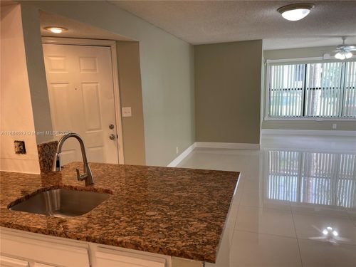 apt-3101-2826 S University Dr, Davie, FL, 33328-1403 | Card Image