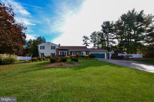 2511 Cedarhurst Dr, REISTERSTOWN, MD, 21136-4405 | Card Image