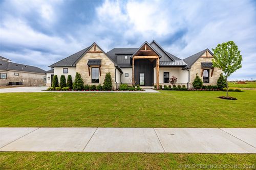 430 W 138th St, Bixby, OK, 74008 | Card Image