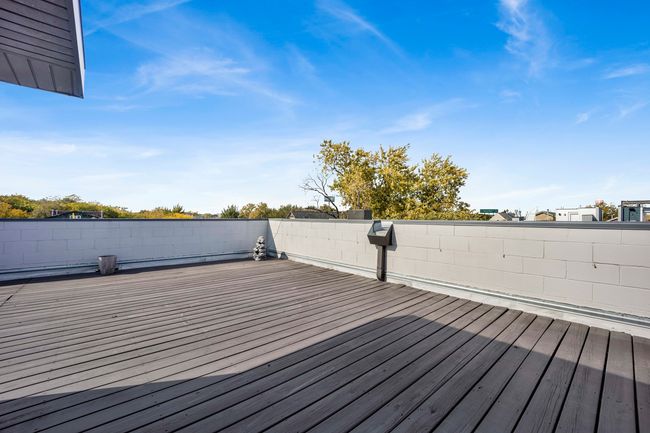 APT-3 - 2235 W Belden Ave, Condo with 3 bedrooms, 2 bathrooms and 1 parking in CHICAGO IL | Image 31