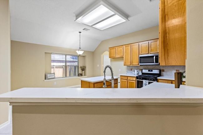 1940 Waterford Way, House other with 3 bedrooms, 2 bathrooms and null parking in Seabrook TX | Image 12