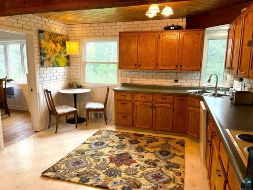 5273 Spruce Ct, Duluth, MN, 55804-2909 | Card Image