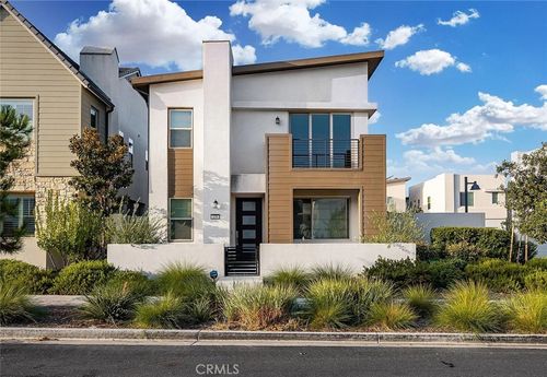 150 Scale, Irvine, CA, 92618-1371 | Card Image
