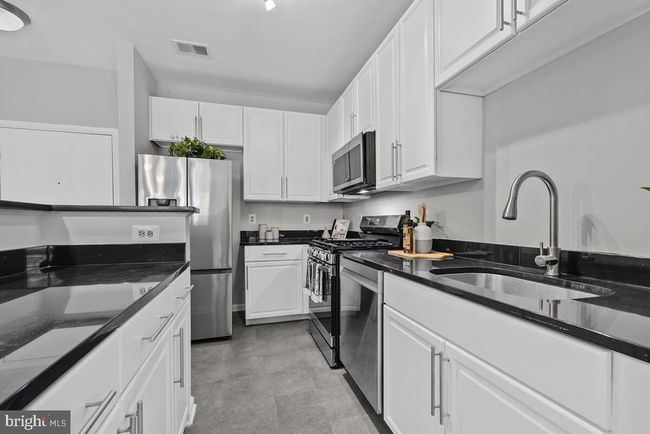 APT-208 - 1201 E West Hwy, Condo with 2 bedrooms, 2 bathrooms and null parking in SILVER SPRING MD | Image 6
