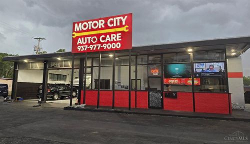 521 E Main St, Trotwood, OH, 45426-2905 | Card Image