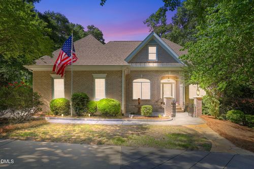 6721 Wavcott Dr, Fuquay Varina, NC, 27526-7328 | Card Image