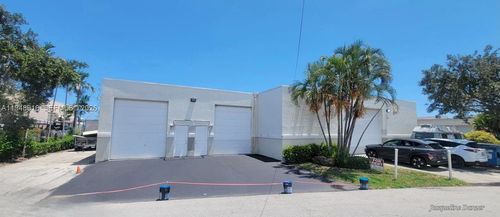 251 Sw 5th Ct, Pompano Beach, FL, 33060-7911 | Card Image