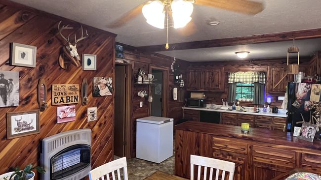 9009 Highway 412 E, House other with 2 bedrooms, 1 bathrooms and null parking in Linden TN | Image 8