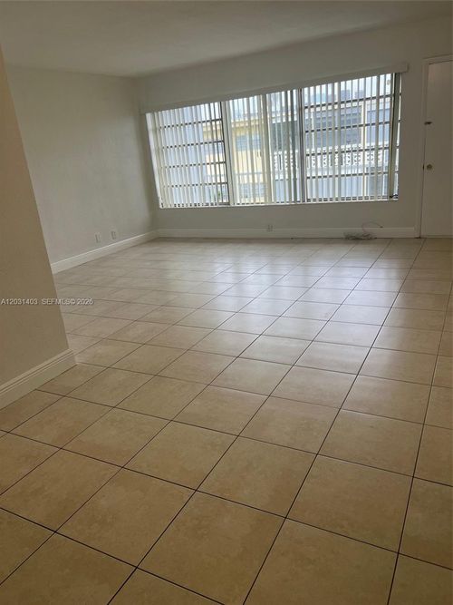 310-16801 Ne 14th Ave, Miami, FL, 33162 | Card Image